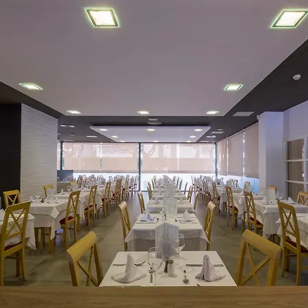 Otel California Palace 4*