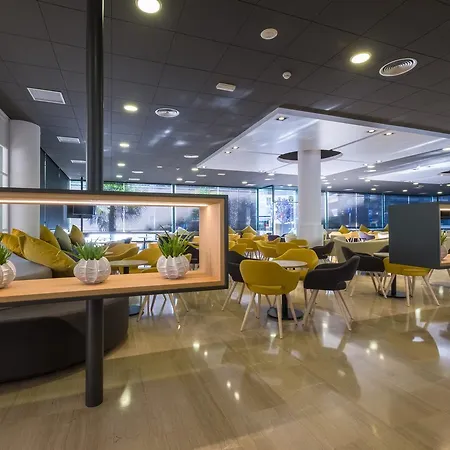 Otel California Palace 4*